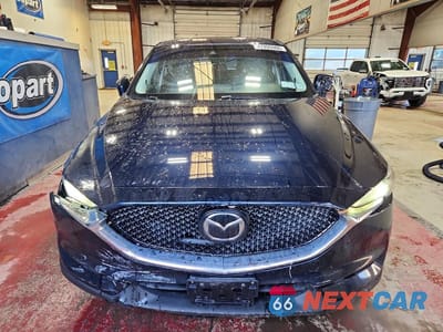 Piąte zdjęcie samochodu w środku: 2020 MAZDA CX-5 TOURING VIN:JM3KFBCM8L0847104 - miniatura