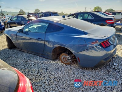 Drugie zdjęcie samochodu z przodu: 2025 FORD MUSTANG GT VIN:1FA6P8CF3S5402983 - miniatura