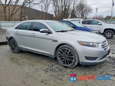 Czwarte zdjęcie samochodu z boku: 2017 FORD TAURUS LIMITED VIN:1FAHP2J80HG123093 - miniatura