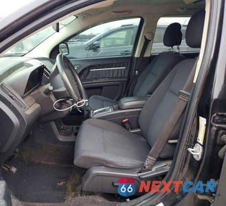 Zdjęcie 7 z 14 samochodu: 2010 DODGE JOURNEY SXT VIN:3D4PG5FV4AT121597 - miniatura