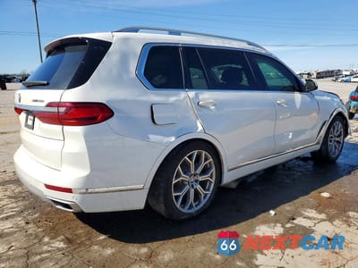 Trzecie zdjęcie samochodu z tyłu: 2020 BMW X7 XDRIVE40I VIN:5UXCW2C03L9B20329 - miniatura