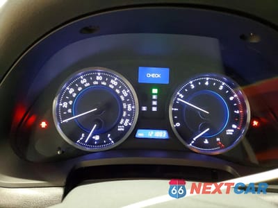 Zdjęcie 9 z 12 samochodu: 2011 LEXUS IS VIN:JTHCF5C22B5047413 - miniatura