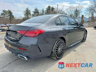 Trzecie zdjęcie samochodu z tyłu: 2023 MERCEDES-BENZ C 300 VIN:W1KAF4GBXPR103665 - miniatura