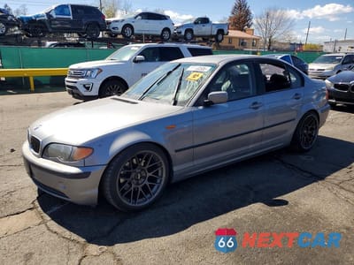 2005 BMW 325 I WBAEV33495KL64966 - główne zdjęcie licytacji z USA - miniatura