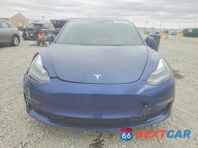 Piąte zdjęcie samochodu w środku: 2022 TESLA MODEL 3 VIN:5YJ3E1EB0NF334777 - miniatura