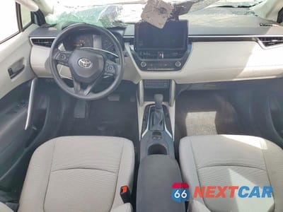 Zdjęcie 8 z 13 samochodu: 2024 TOYOTA COROLLA CROSS L VIN:7MUAAAAG8RV099301 - miniatura