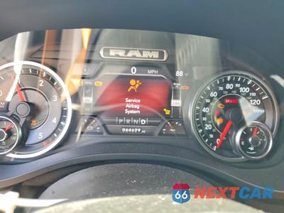 Zdjęcie 9 z 13 samochodu: 2022 RAM 1500 LARAMIE VIN:1C6RREJM4NN260821 - miniatura