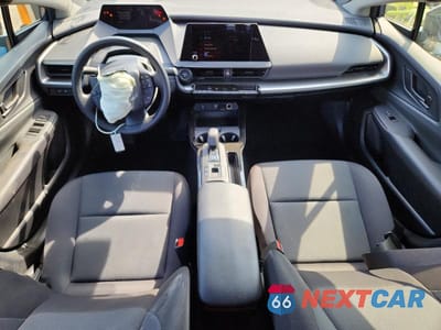 Zdjęcie 8 z 12 samochodu: 2025 TOYOTA PRIUS LE VIN:JTDACAAU2S3058826 - miniatura