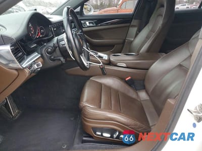 Zdjęcie 7 z 11 samochodu: 2017 PORSCHE PANAMERA 4S VIN:WP0AB2A74HL121081 - miniatura