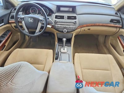 Zdjęcie 8 z 12 samochodu: 2011 HONDA ACCORD EX VIN:1HGCP3F73BA029196 - miniatura