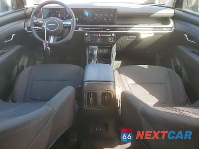 Zdjęcie 8 z 13 samochodu: 2026 HYUNDAI TUCSON SEL VIN:5NMJB3DE5TH609546 - miniatura