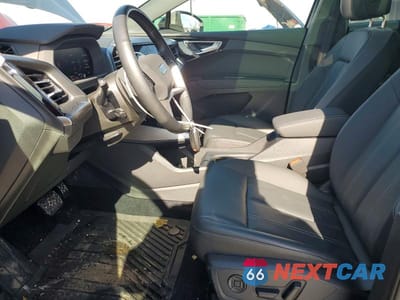 Zdjęcie 7 z 13 samochodu: 2024 AUDI Q4 E-TRON PREMIUM PLUS VIN:WA1LUBFZ8RP041333 - miniatura