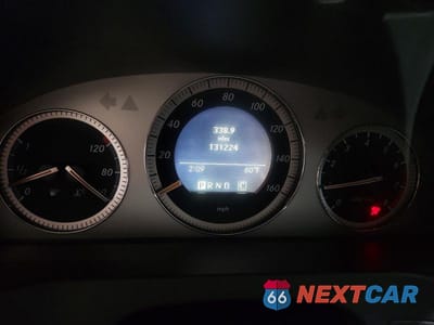 Zdjęcie 9 z 13 samochodu: 2008 MERCEDES-BENZ C 300 VIN:WDDGF54X78R026139 - miniatura