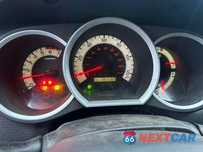 Zdjęcie 8 z 10 samochodu: 2013 TOYOTA TACOMA V6 VIN:3TMLU4EN6DM118330 - miniatura