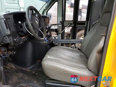 Zdjęcie 7 z 13 samochodu: 2012 CHEVROLET EXPRESS SCHOOL BUS VIN:1GB3G3BG4C1178680 - miniatura