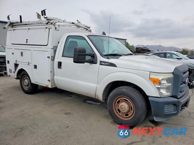 2013 FORD F350 SUPER DUTY 1FDRF3A63DEB92125 - główne zdjęcie licytacji z USA - miniatura