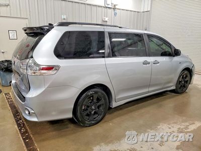 Trzecie zdjęcie samochodu z tyłu: 2020 TOYOTA SIENNA SE 7-PASSENGER VIN:5TDEZ3DC8LS232753 - miniatura