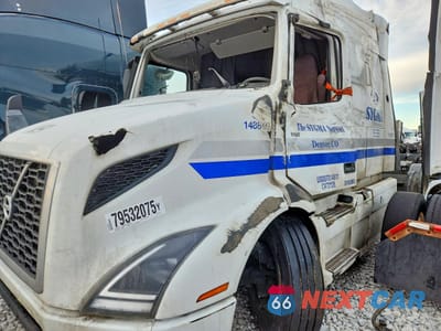 Zdjęcie 9 z 10 samochodu: 2025 VOLVO VNR SEMI TRUCK VIN:4V4WC9EHXSN677443 - miniatura