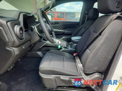 Zdjęcie 7 z 12 samochodu: 2025 CHEVROLET COLORADO VIN:1GCPSBEK9S1148417 - miniatura