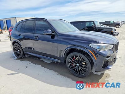 Czwarte zdjęcie samochodu z boku: 2022 BMW X5 SDRIVE 40I VIN:5UXCR4C02N9L31007 - miniatura