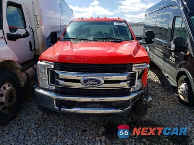 Piąte zdjęcie samochodu w środku: 2018 FORD F450 SUPER DUTY VIN:1FD0W4GT9JEC08111 - miniatura