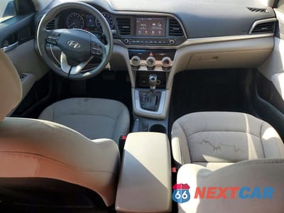 Zdjęcie 8 z 12 samochodu: 2019 HYUNDAI ELANTRA SEL VIN:5NPD84LFXKH435440 - miniatura
