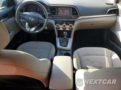 Zdjęcie 8 z 13 samochodu: 2019 HYUNDAI ELANTRA SEL VIN:5NPD84LFXKH435440 - miniatura