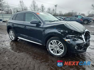 Czwarte zdjęcie samochodu z boku: 2020 AUDI Q5 PRESTIGE VIN:WA1CNAFY9L2046169 - miniatura