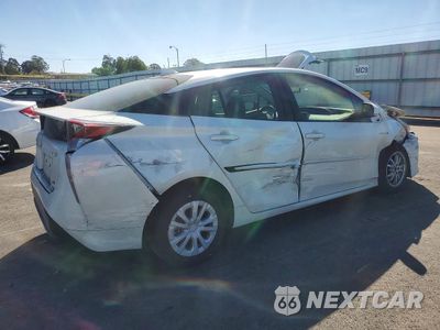 Trzecie zdjęcie samochodu z tyłu: 2016 TOYOTA PRIUS TWO ECO VIN:JTDKARFU6G3022565 - miniatura