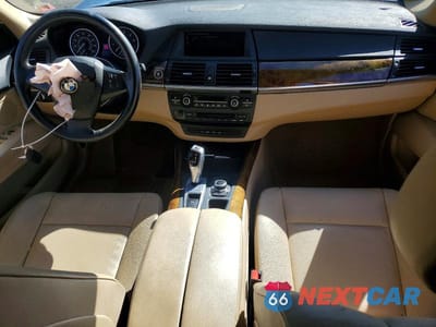 Zdjęcie 8 z 12 samochodu: 2013 BMW X5 XDRIVE35I VIN:5UXZV4C54D0E01937 - miniatura