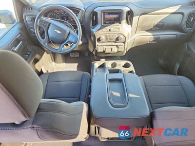 Zdjęcie 8 z 11 samochodu: 2023 CHEVROLET SILVERADO K2500 CUSTOM VIN:2GC4YME78P1704971 - miniatura