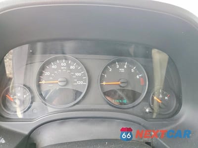 Zdjęcie 9 z 12 samochodu: 2010 JEEP PATRIOT SPORT VIN:1J4NF2GB0AD500848 - miniatura
