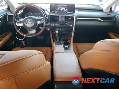 Zdjęcie 8 z 12 samochodu: 2022 LEXUS RX 350L BASE VIN:JTJHZKFAXN2037425 - miniatura