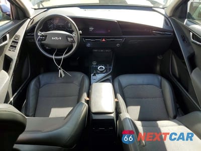 Zdjęcie 8 z 13 samochodu: 2023 KIA NIRO EV WIND VIN:KNDCR3L1XP5021380 - miniatura