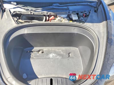 Zdjęcie 11 z 12 samochodu: 2019 TESLA MODEL 3 VIN:5YJ3E1EA3KF400029 - miniatura