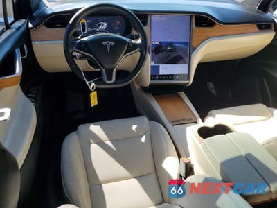 Zdjęcie 8 z 13 samochodu: 2020 TESLA MODEL X VIN:5YJXCBE20LF231403 - miniatura