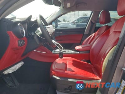 Zdjęcie 7 z 13 samochodu: 2020 ALFA ROMEO STELVIO VIN:ZASPAJAN6L7C75483 - miniatura