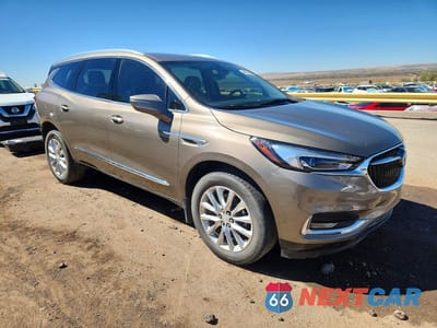 Czwarte zdjęcie samochodu z boku: 2020 BUICK ENCLAVE PREMIUM VIN:5GAERCKW7LJ163596 - miniatura