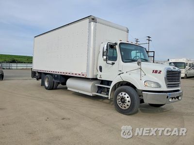 Czwarte zdjęcie samochodu z boku: 2012 FREIGHTLINER BUSINESS CLASS M2 BOX TRUCK VIN:1FVAC4DX0CHBS3904 - miniatura