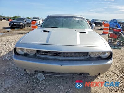 Piąte zdjęcie samochodu w środku: 2012 DODGE CHALLENGER SRT-8 VIN:2C3CDYCJ0CH105985 - miniatura