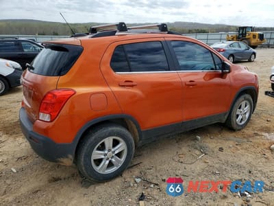 Trzecie zdjęcie samochodu z tyłu: 2015 CHEVROLET TRAX 1LT VIN:KL7CJRSB6FB196615 - miniatura