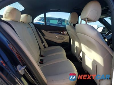 Zdjęcie 10 z 11 samochodu: 2017 MERCEDES-BENZ E 300 4MATIC VIN:WDDZF4KB0HA047536 - miniatura