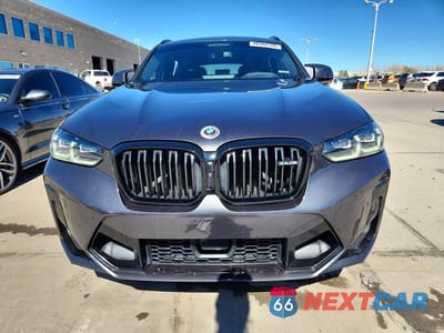 Piąte zdjęcie samochodu w środku: 2023 BMW X4 M VIN:5YM23EC04P9P36350 - miniatura