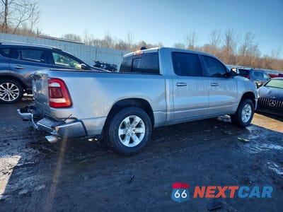 Trzecie zdjęcie samochodu z tyłu: 2023 RAM 1500 LARAMIE VIN:1C6SRFJT3PN666042 - miniatura