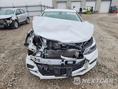 Piąte zdjęcie samochodu w środku: 2018 CHEVROLET CRUZE LT VIN:1G1BE5SM7J7191179 - miniatura