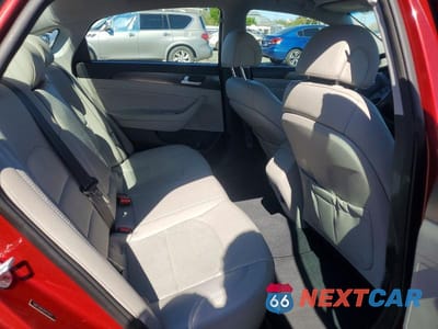 Zdjęcie 10 z 12 samochodu: 2015 HYUNDAI SONATA SPORT VIN:5NPE34AF3FH113377 - miniatura