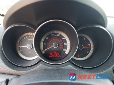 Zdjęcie 9 z 12 samochodu: 2010 KIA FORTE KOUP EX VIN:KNAFU6A28A5275702 - miniatura