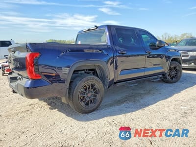 Trzecie zdjęcie samochodu z tyłu: 2024 TOYOTA TUNDRA SR5 VIN:5TFLA5AB0RX039408 - miniatura