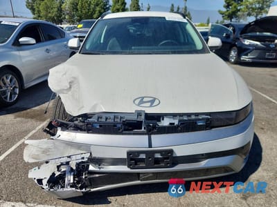 Piąte zdjęcie samochodu w środku: 2025 HYUNDAI IONIQ 5 SEL VIN:7YAKN4DA3SY033916 - miniatura