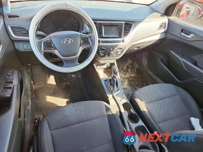 Zdjęcie 8 z 12 samochodu: 2018 HYUNDAI ACCENT SE VIN:3KPC24A34JE005671 - miniatura